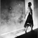 Frau im Nebel
